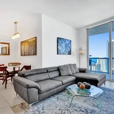 Sky-High Spacious Ocean View Condo 4 BDRS 3 BATH