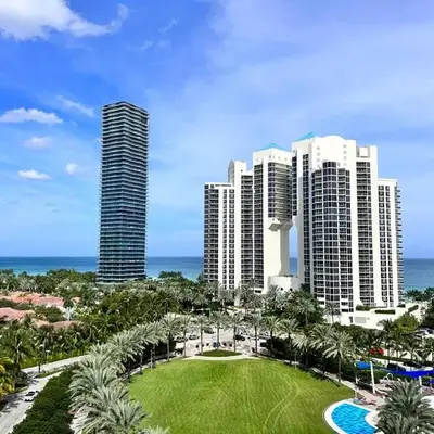 Spacious apartment of 2BR - 2BTH near of the beach great price