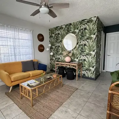 Miami's Cozy Tropical Getaway