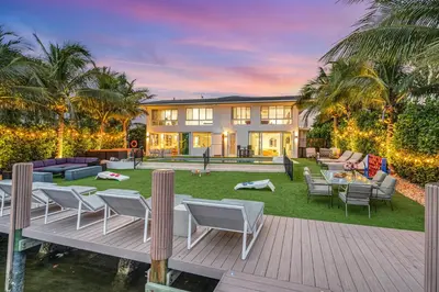 Gallery image of Suite by Beach Waterfront Lago Key Three in Fort Lauderdale