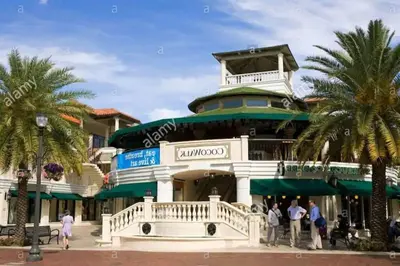 a building with people standing in front of it at Sol Miami # 2 with free parking in Miami
