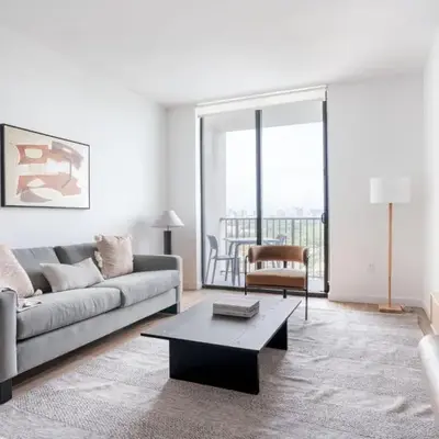 Coral Gables 1br w pool wd nr shops airport MIA-74
