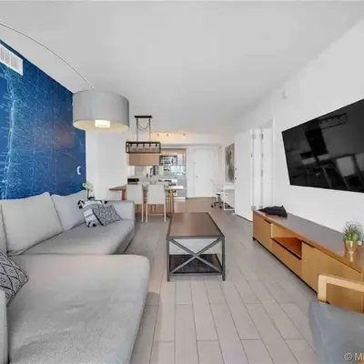 Cozy Beach Apartment