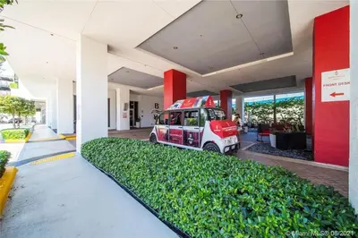 a food truck parked inside of a building at Sunny Studio Stay, 2 Full Beds, Coastal Walks Nearby in Hallandale Beach