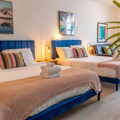 King bed Rooftop Suite Ocean Dr C304