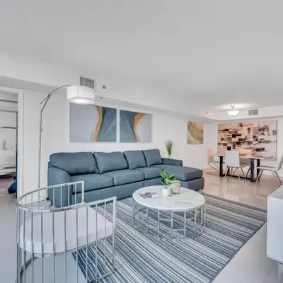Luxurious private unit with parking