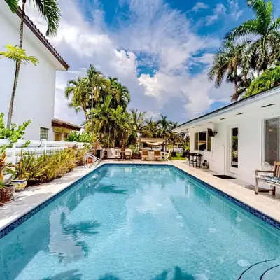 Sunny Oasis