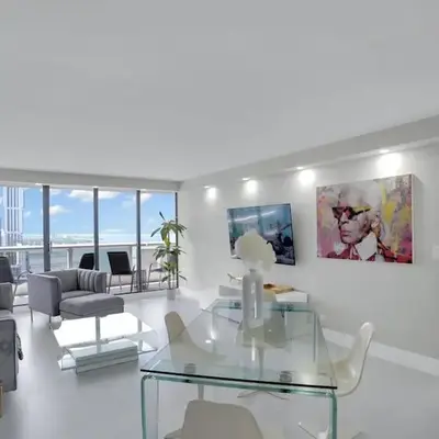 Superstar! Penthouse with Water and Park Views!