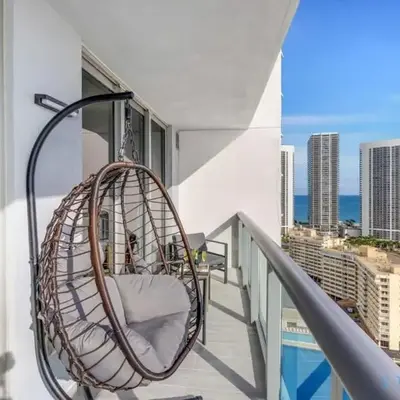 Infinite View Balcony Gym Amaizing Pool