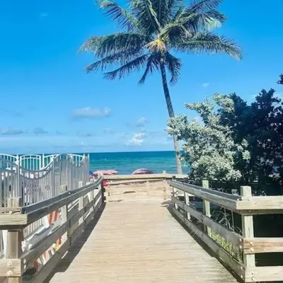 Oceanfront Studio with Beach