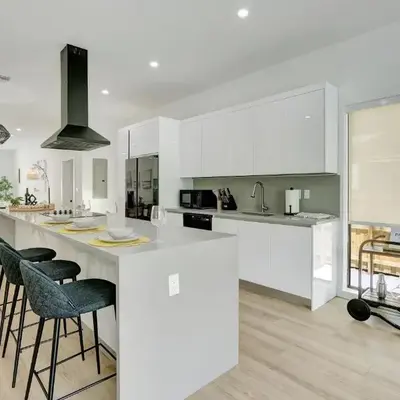 Radiance - Modern Design