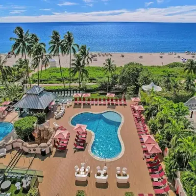 Gorgeous Miami Beach Condo Beach Service 1614