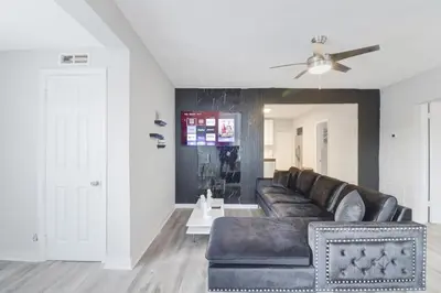 Gallery image of Spacious and luxurious home centrally located between Miami and Ft. Lauderdale in Miramar