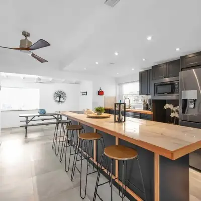 Renovated Gem: Prime Spotless Ideal
