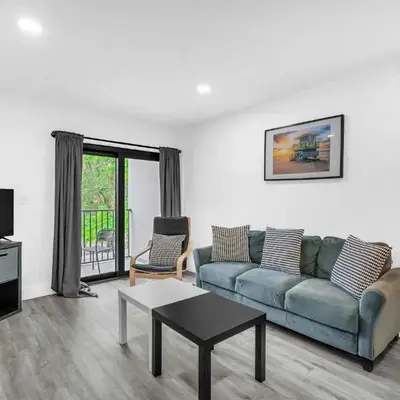 West Brickell - #3 - Renovated 2 1 & Parking