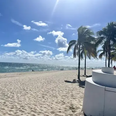 Ocean Breeze Free Parking Apt 3