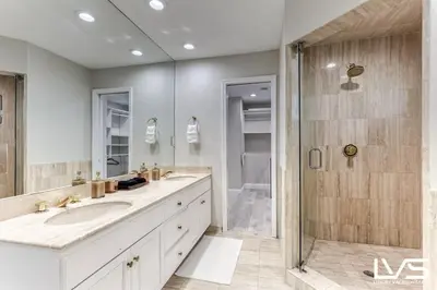 a bathroom with a sink and a shower at VillaKey- LUXE Waterfront Villa 5Min to Beach in Fort Lauderdale