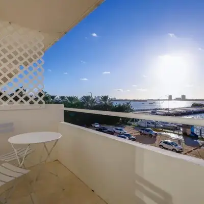 La Marinita - Marina Views Pool Parking Location