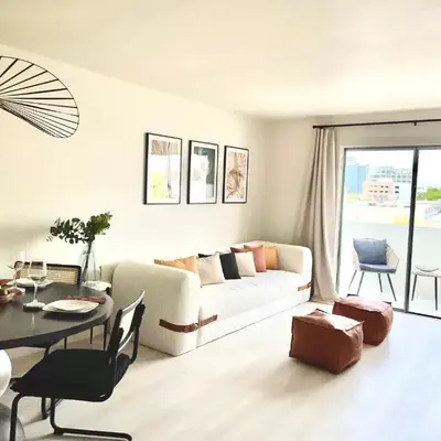 Zen Vibe on the Beach /700 SqFt