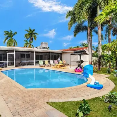 Sensational 5BR Villa Heated Pool near Hard Rock