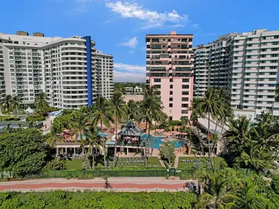 a view of a city with tall buildings at Cozy Miami Beach Condo Beach Service 407 in Miami Beach