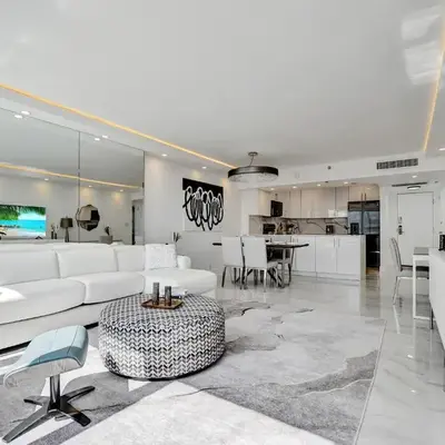 Luxury Oceanfront Condo Magnificent Views 701