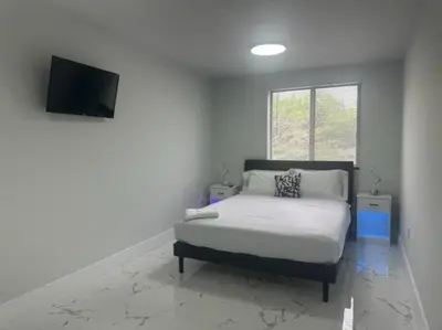Gallery image of Luxe 3 bed & 3 bath Minutes from Design district in Miami
