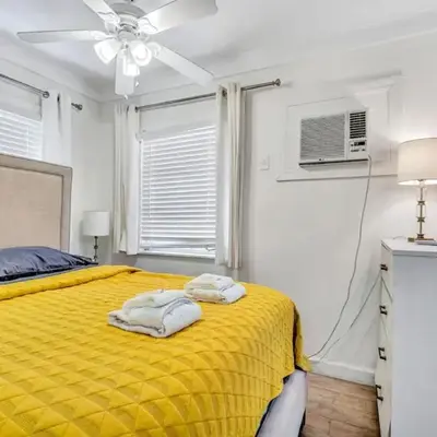Charming Cottage 1BR