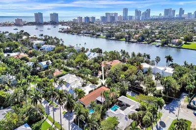 an aerial view of a city and a river with buildings at Magnificent Villa by Lake near Hollywood Beach in Hollywood