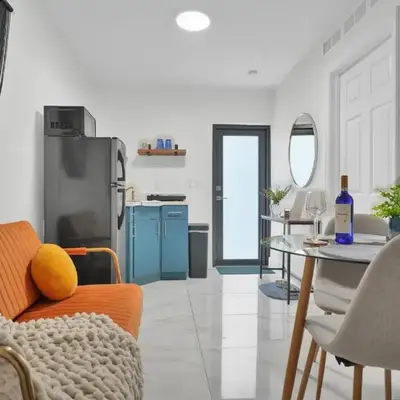 Suite Azul Miami - Private Guest Suite with Patio