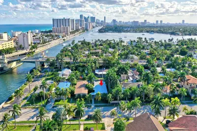 an aerial view of a city with a river at Walk to Beach Luxury 4BR & 4BA Villa Hollywood Lakes in Hollywood