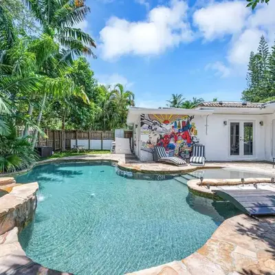 Modern Tropical Pool House North Miami Hot Tub