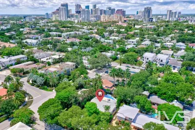 an aerial view of a city with a city skyline at Floridita 5Bed 4Bath FTL Paradise with Tiki Hut Heated Pool in Fort Lauderdale