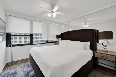 Gallery image of Cozy Miami Beach Condo Beach Service in Miami Beach