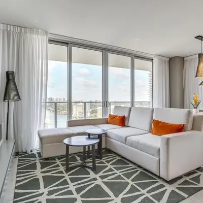 Walk to Hollywood Beach Upscale 16th-Floor Condo
