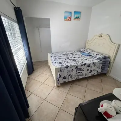 B5 Best Value on Private Bedroom with Private Bathroom in Little Havana