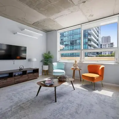 516-2Bd2Ba Midblock Apartment FREE parking