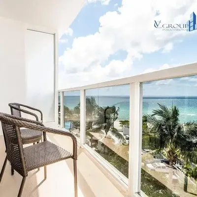 Luxurious beachfront studio