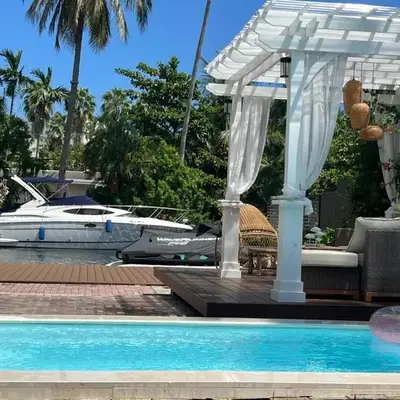 D' Mauchi Waterfront House