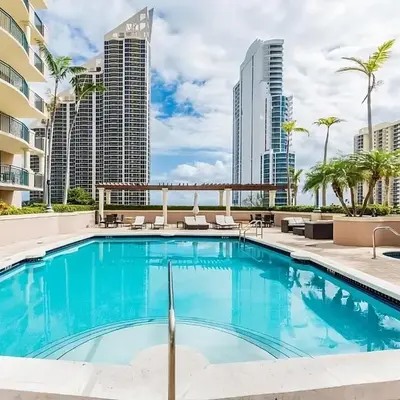 Modern 2 BDR at King David with Ocean View