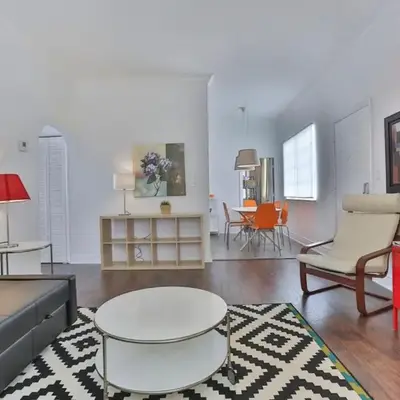 3 Bedroom Apartment with BBQ and Patio