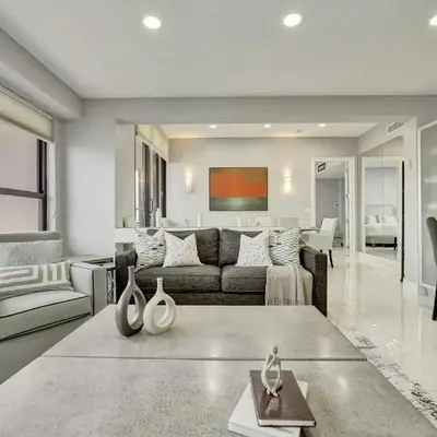 Luxury Penthouse 3BR 3BA Oceanfront PH7