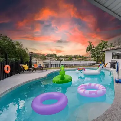 Lakefront Retreat Perfect for Family Fun