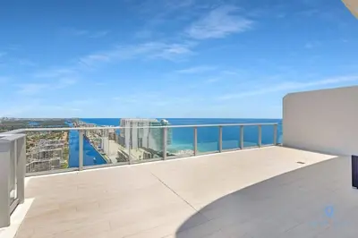 a balcony with a view of the ocean at Penthouse with Free Parking and Beautiful Amenities in Hollywood