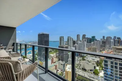 a balcony with a view of the city at Luxury 2 Bedrooms Balcony Pool & Gym in Miami