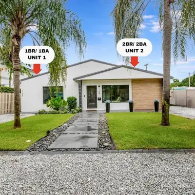Contemporary 3BR 3 BA Duplex