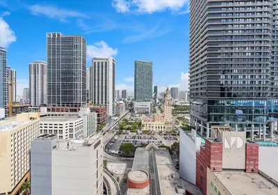a view of a city skyline with tall buildings at X Lounge II-Highline Corner Residence in Miami