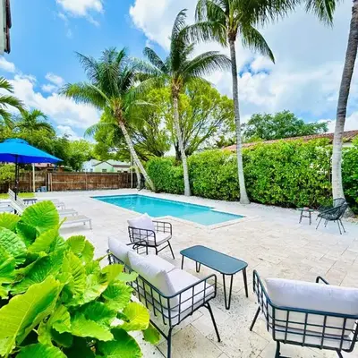 Heated Pool Tropical House with Summer Kitchen 3BR- Oasis in Miami!