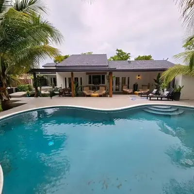 Sunset Retreat at Heart of Miami with pool