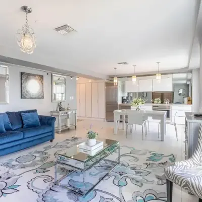 Luxury Large 1BR at The Carlyle SoBe Sleeps 4